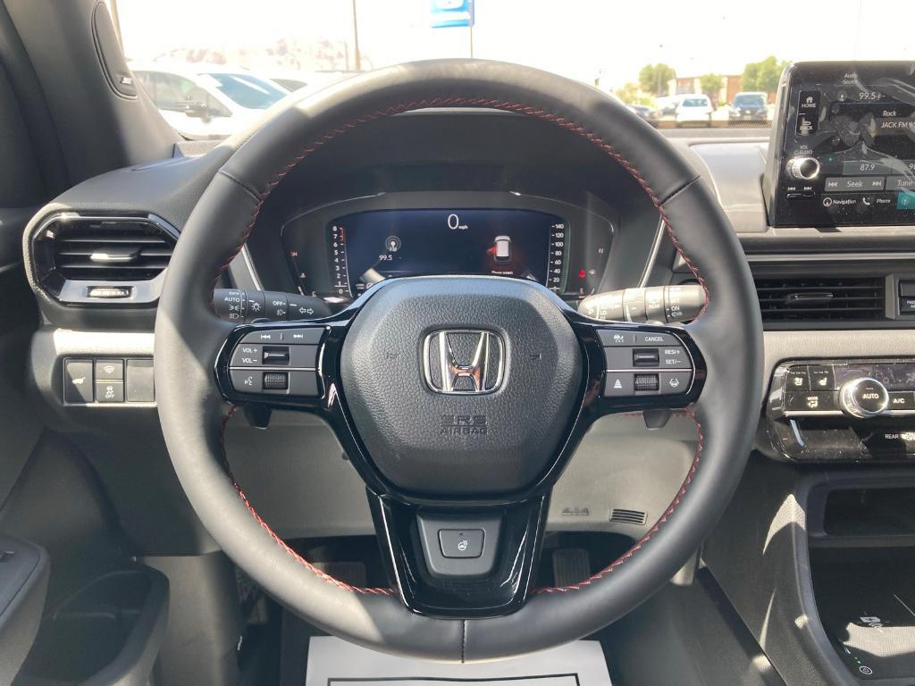 new 2025 Honda Pilot car, priced at $55,280
