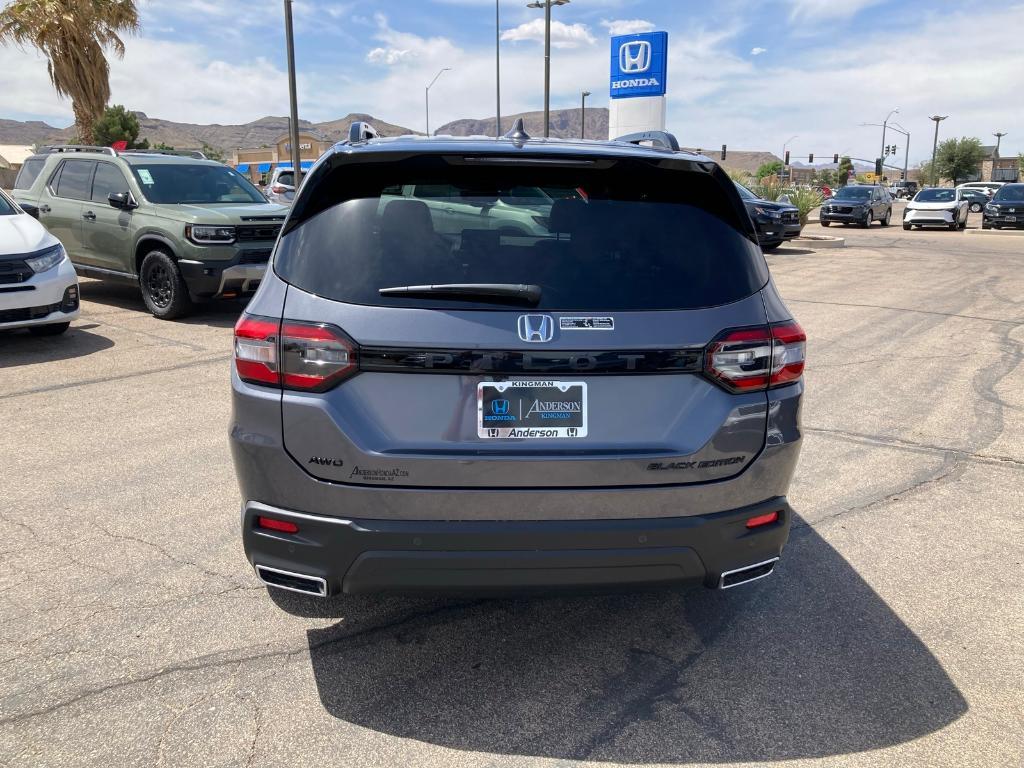new 2025 Honda Pilot car, priced at $55,280