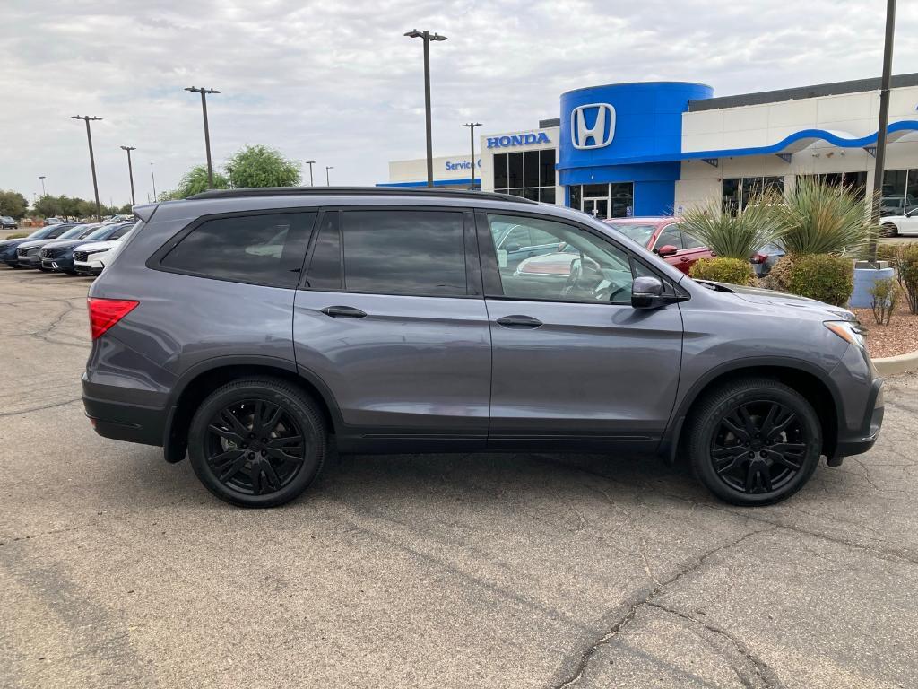 used 2022 Honda Pilot car, priced at $37,081