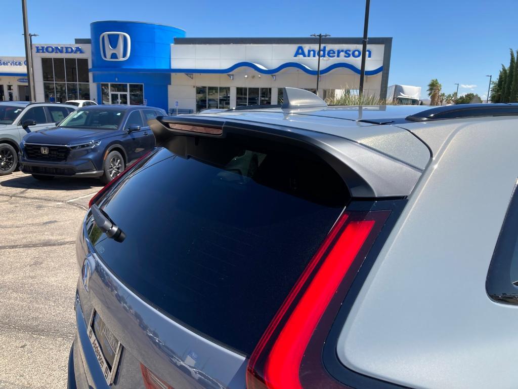 new 2026 Honda CR-V Hybrid car, priced at $40,180
