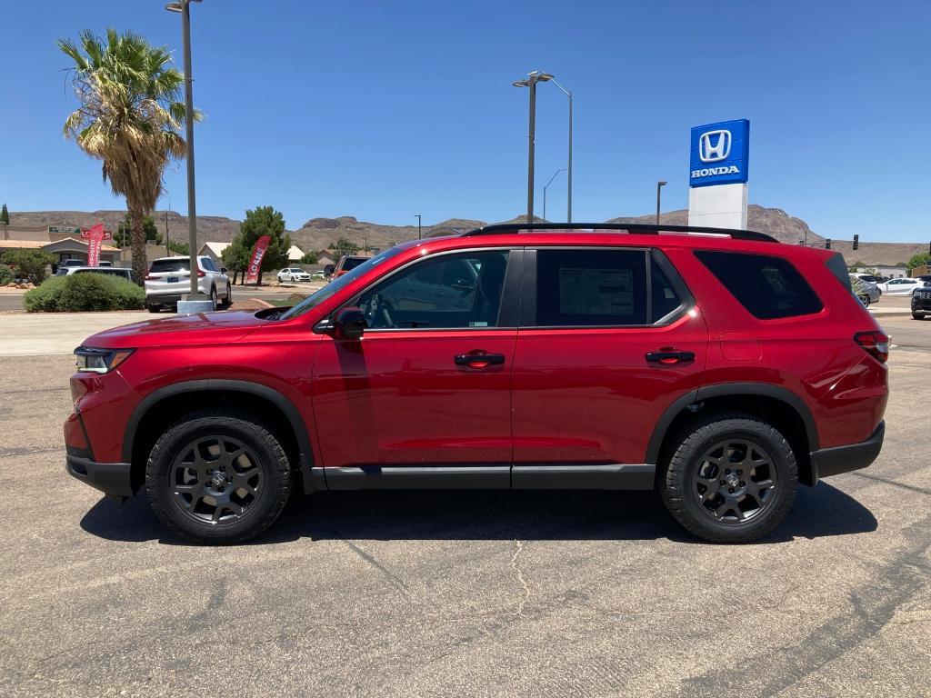 new 2025 Honda Pilot car, priced at $50,555