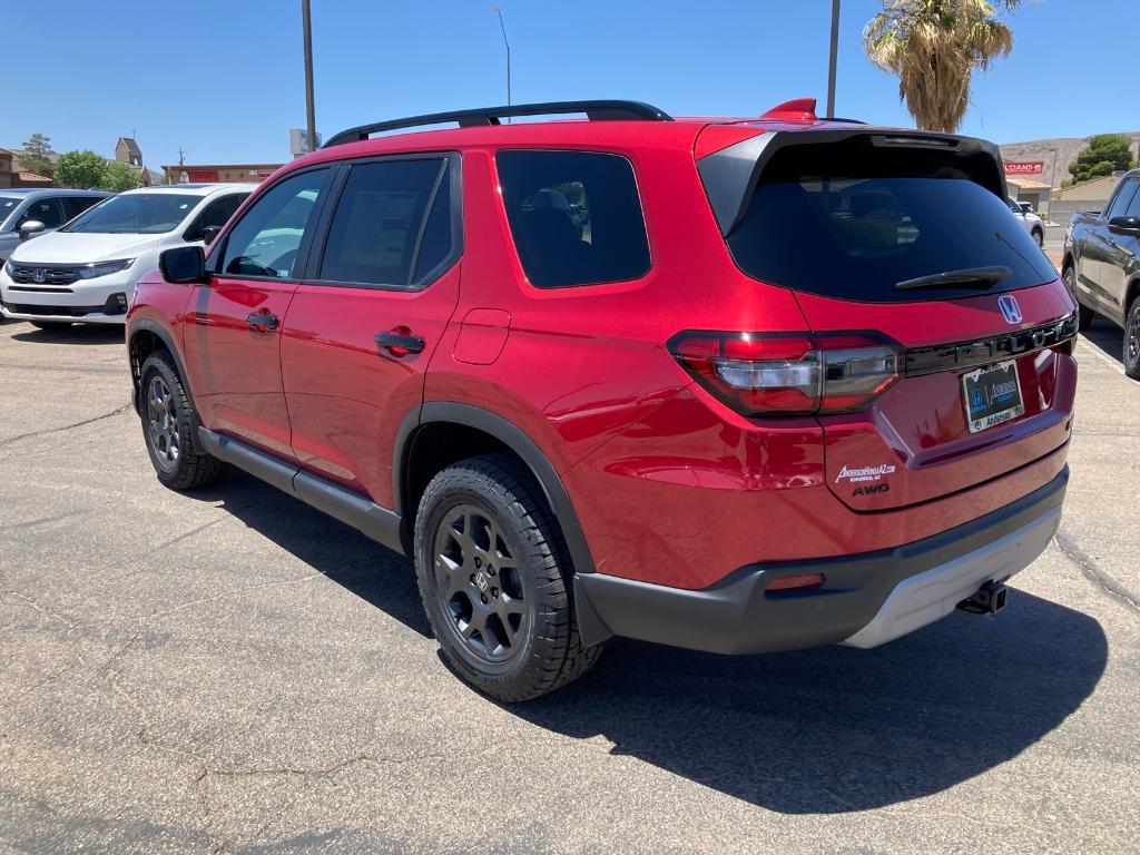 new 2025 Honda Pilot car, priced at $50,555