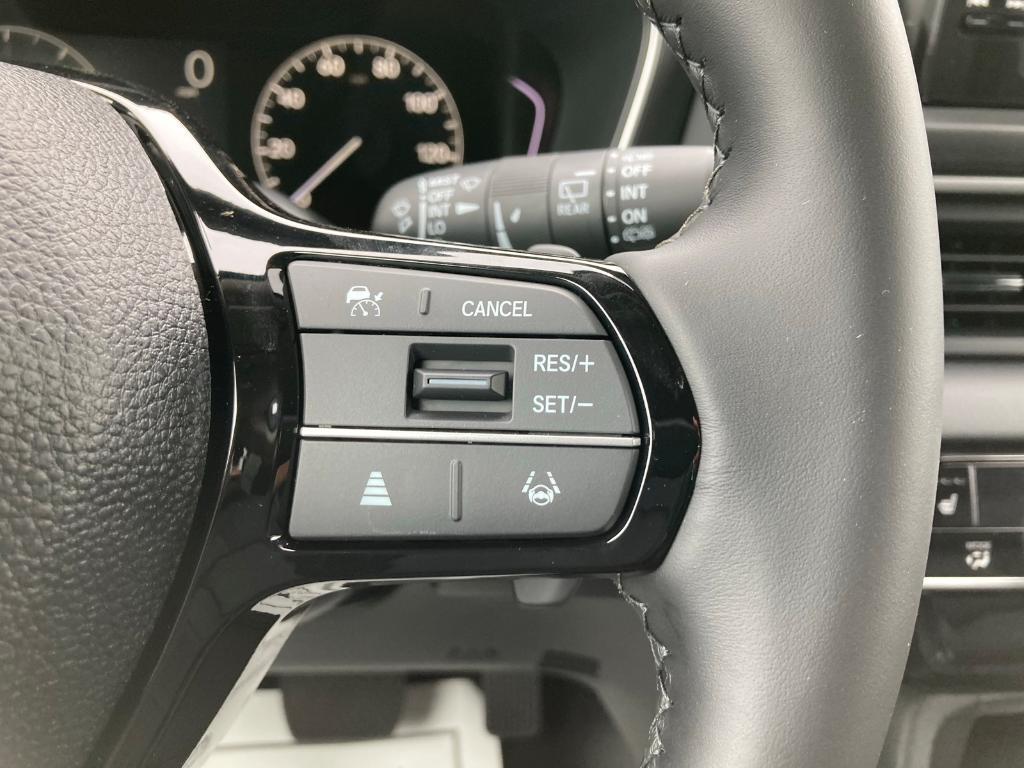 new 2025 Honda Pilot car, priced at $45,300