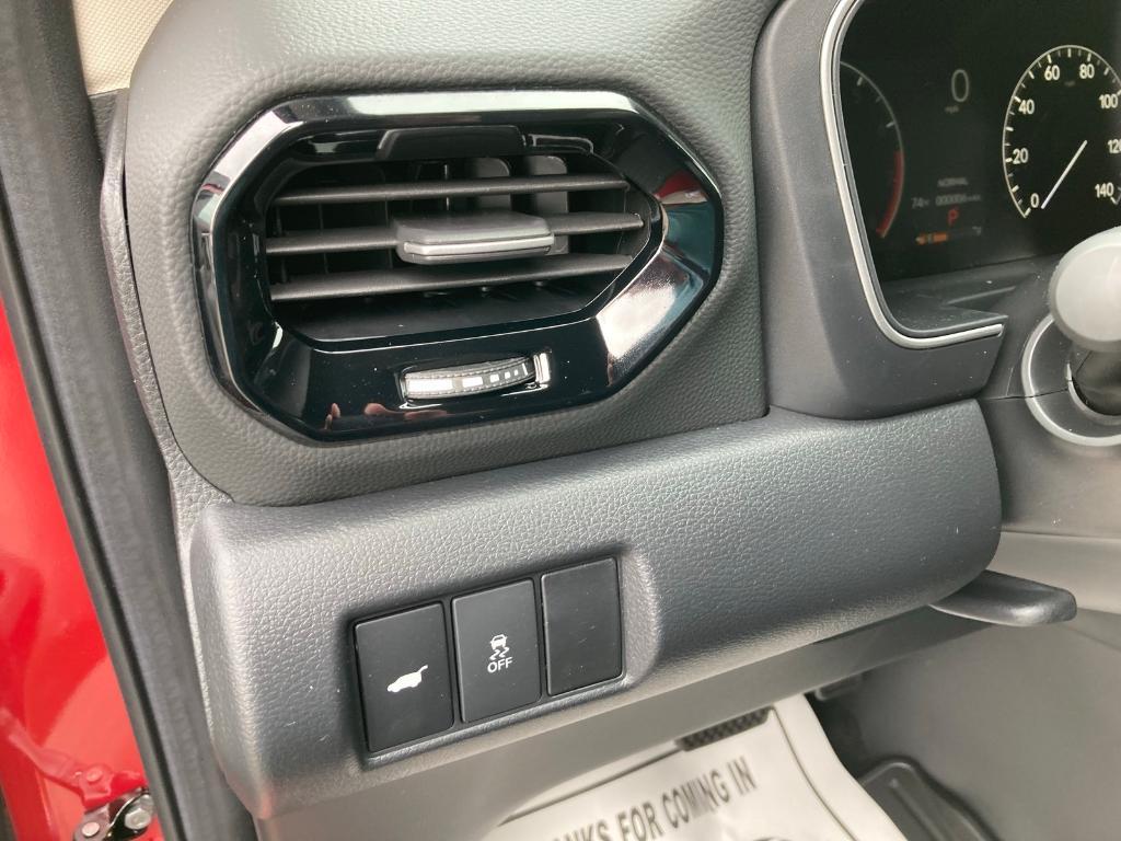 new 2025 Honda Pilot car, priced at $45,300