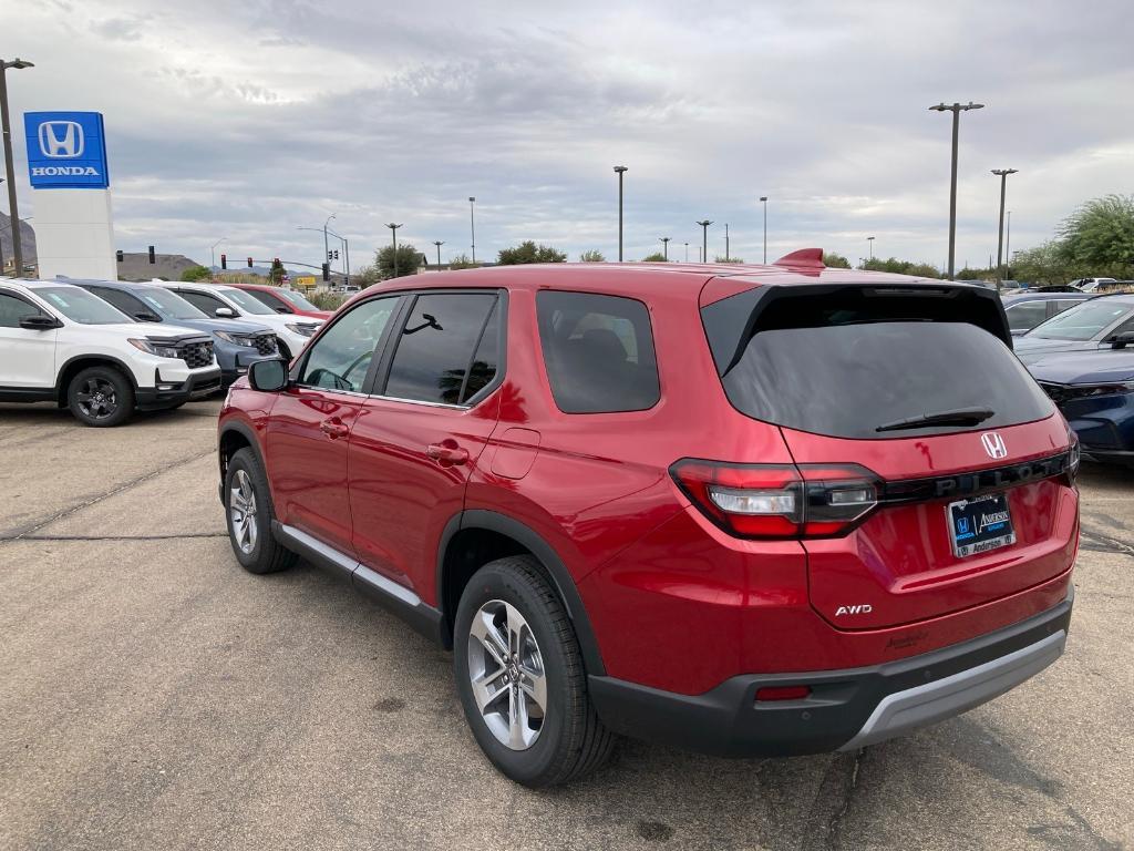 new 2025 Honda Pilot car, priced at $45,300