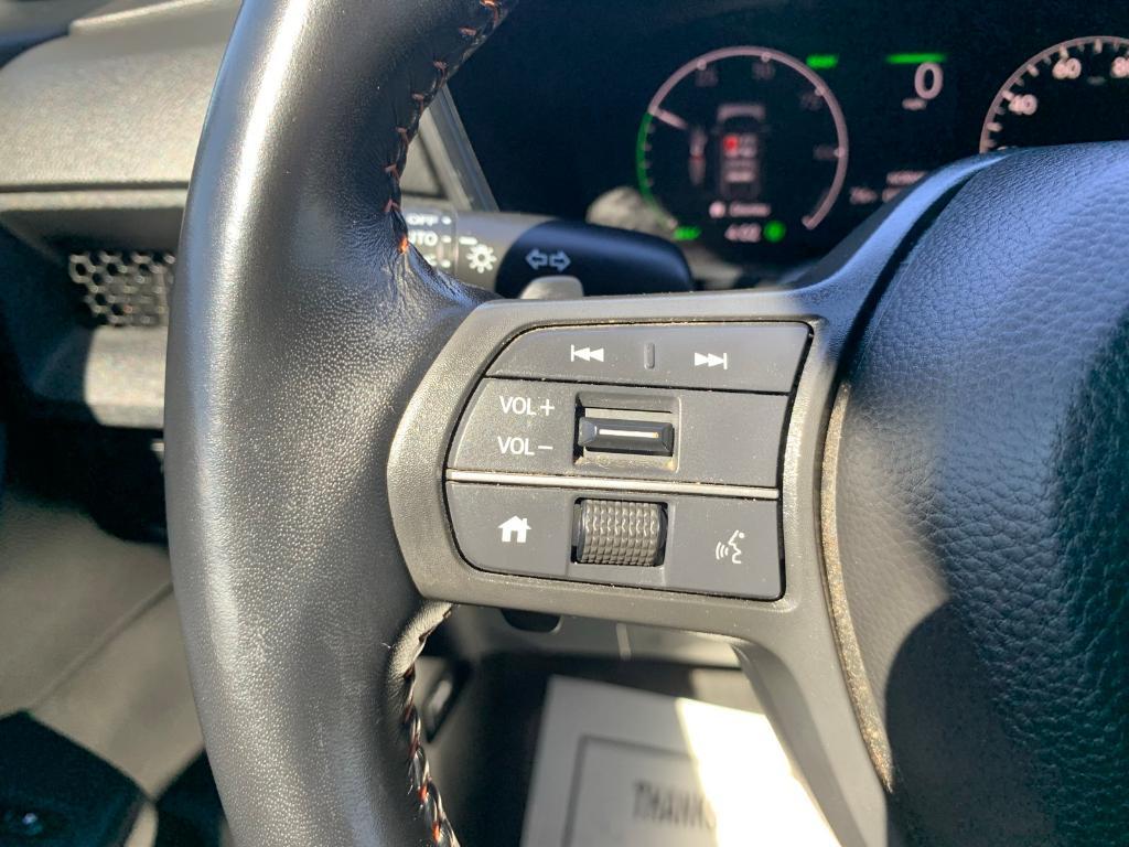 used 2025 Honda CR-V Hybrid car, priced at $31,897