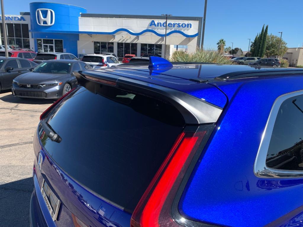 used 2025 Honda CR-V Hybrid car, priced at $31,897