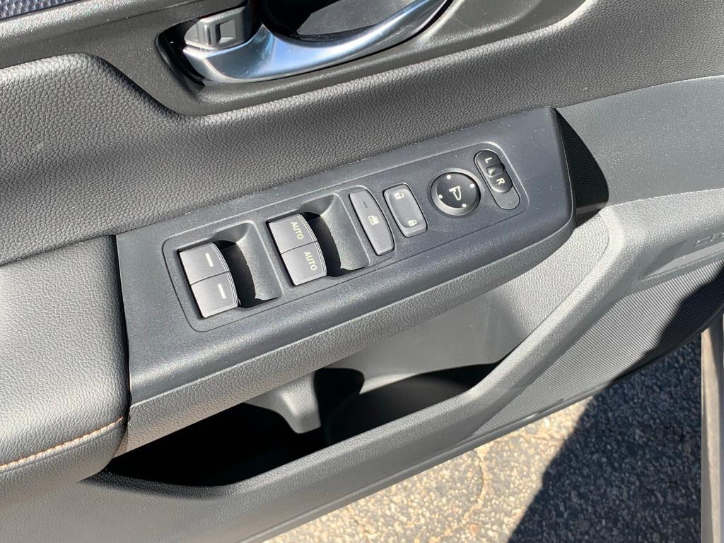 new 2026 Honda CR-V Hybrid car, priced at $38,080