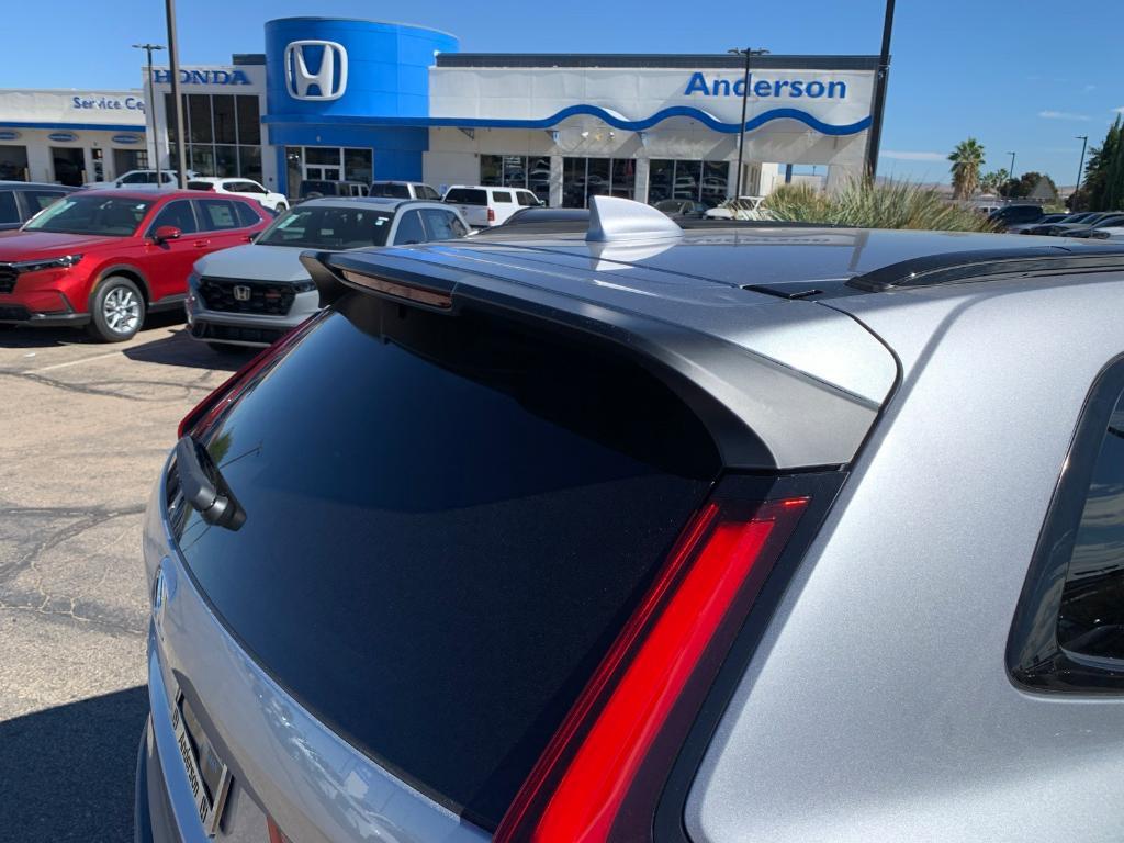 new 2026 Honda CR-V Hybrid car, priced at $38,080