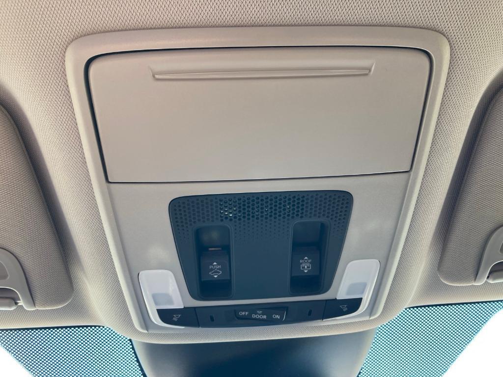 new 2025 Honda Pilot car, priced at $50,803