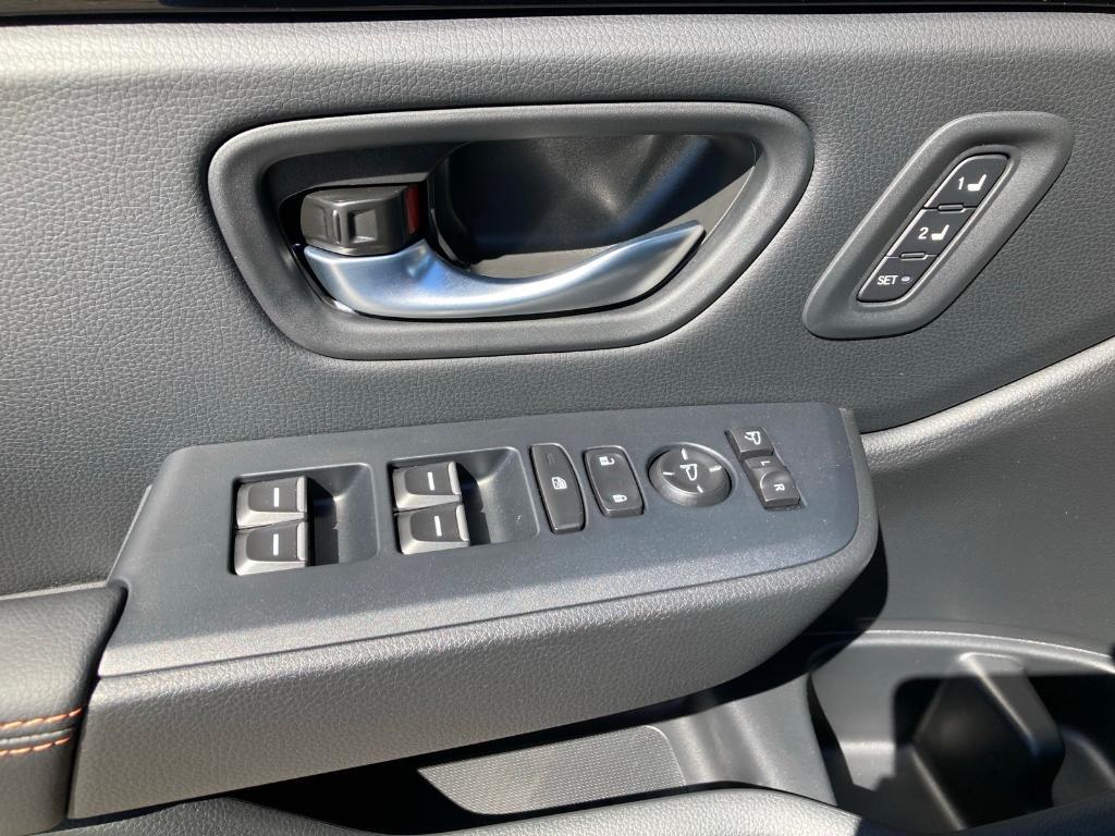 new 2025 Honda Pilot car, priced at $50,145