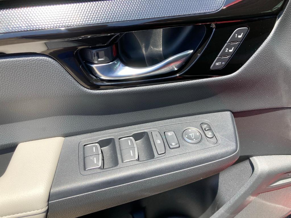 new 2025 Honda CR-V car, priced at $37,850