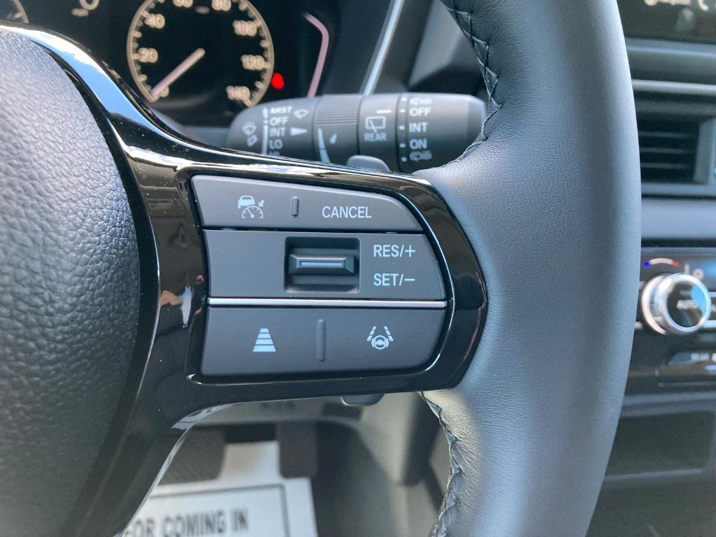 new 2025 Honda Pilot car, priced at $50,175