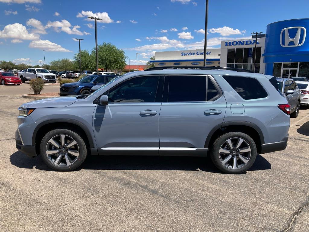 new 2025 Honda Pilot car, priced at $50,175