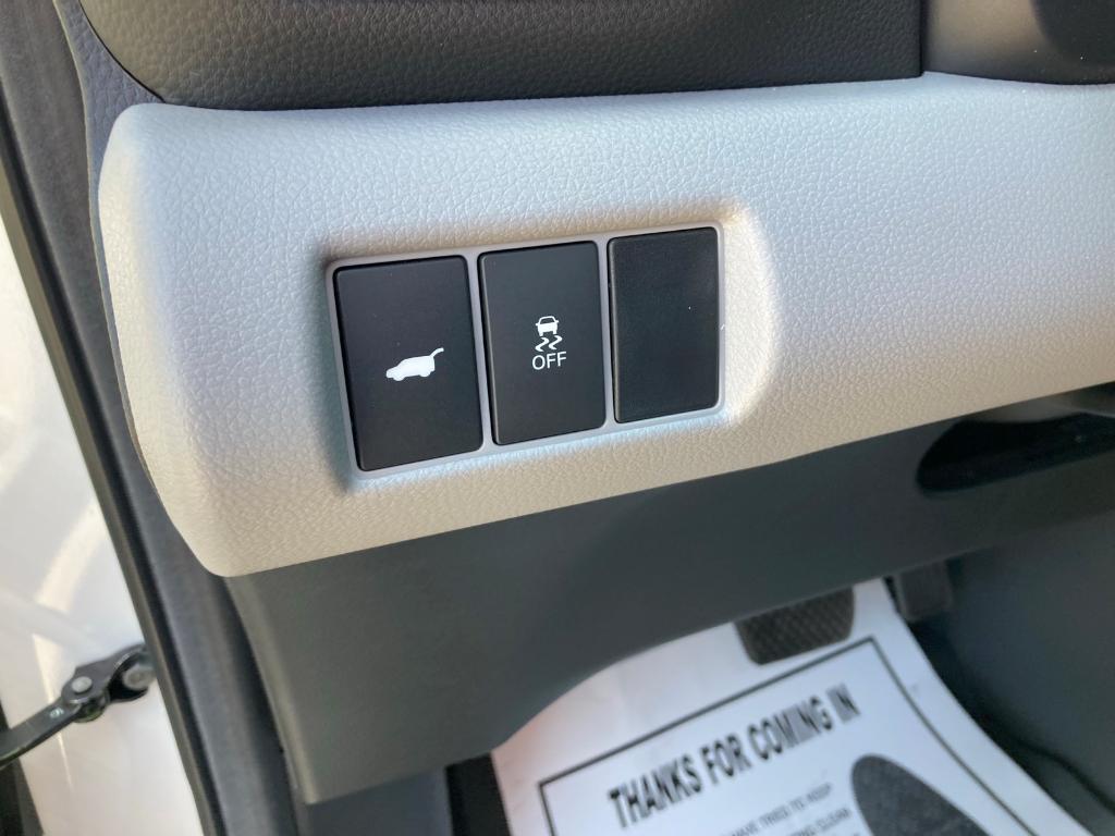 new 2025 Honda Pilot car, priced at $50,755