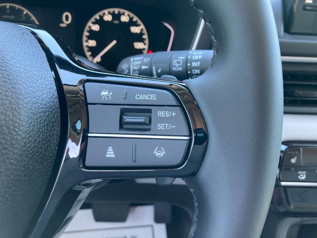 new 2025 Honda Pilot car, priced at $50,755