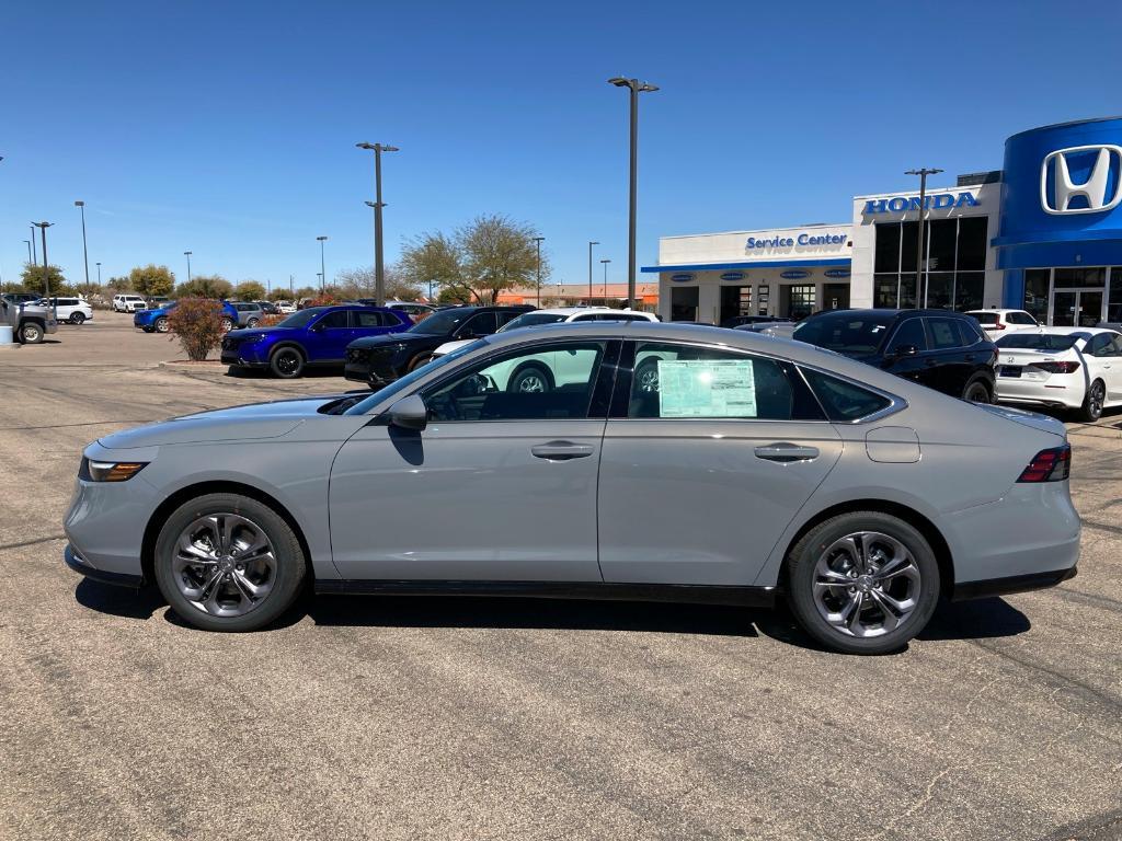 new 2025 Honda Accord Hybrid car, priced at $35,204