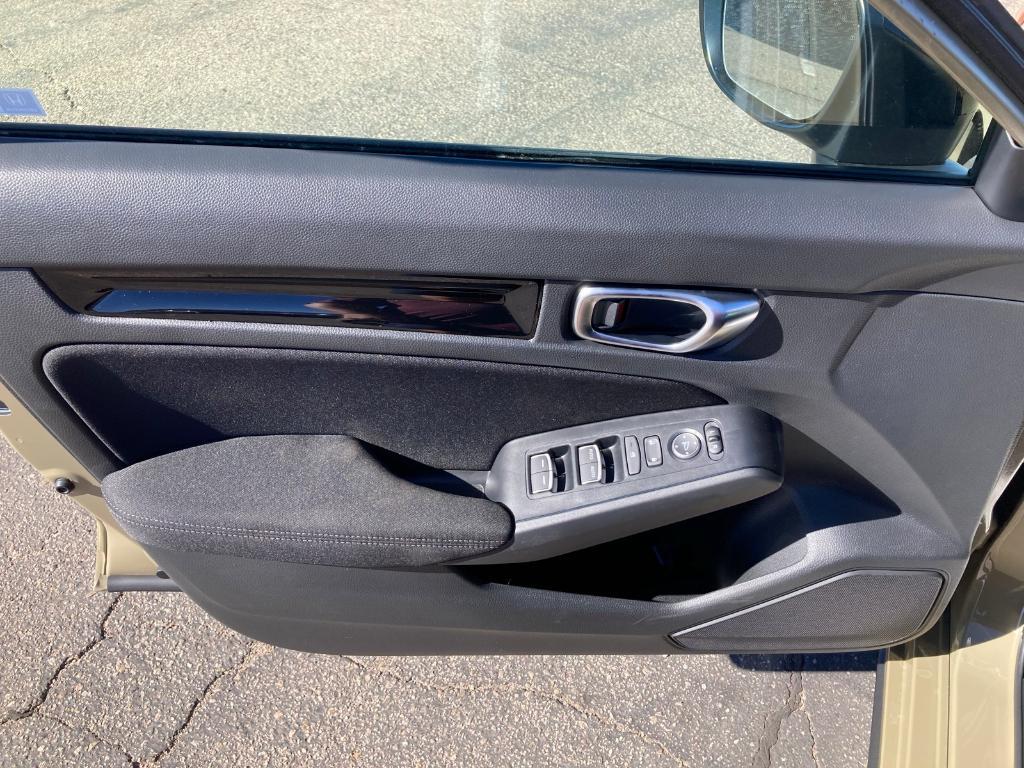 new 2026 Honda Civic Hybrid car, priced at $32,145