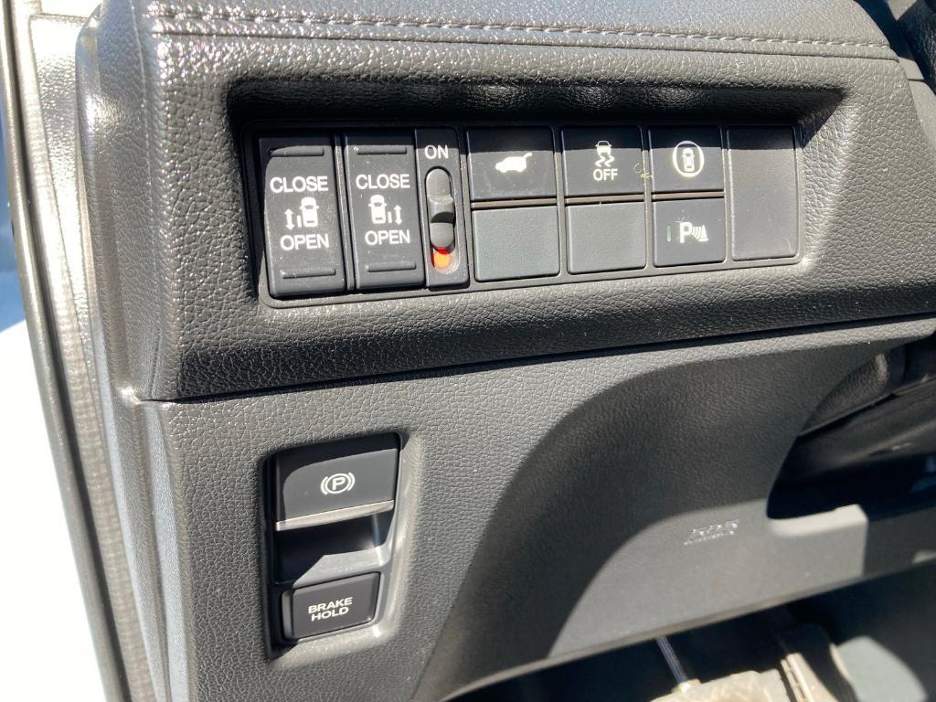 used 2023 Honda Odyssey car, priced at $36,222