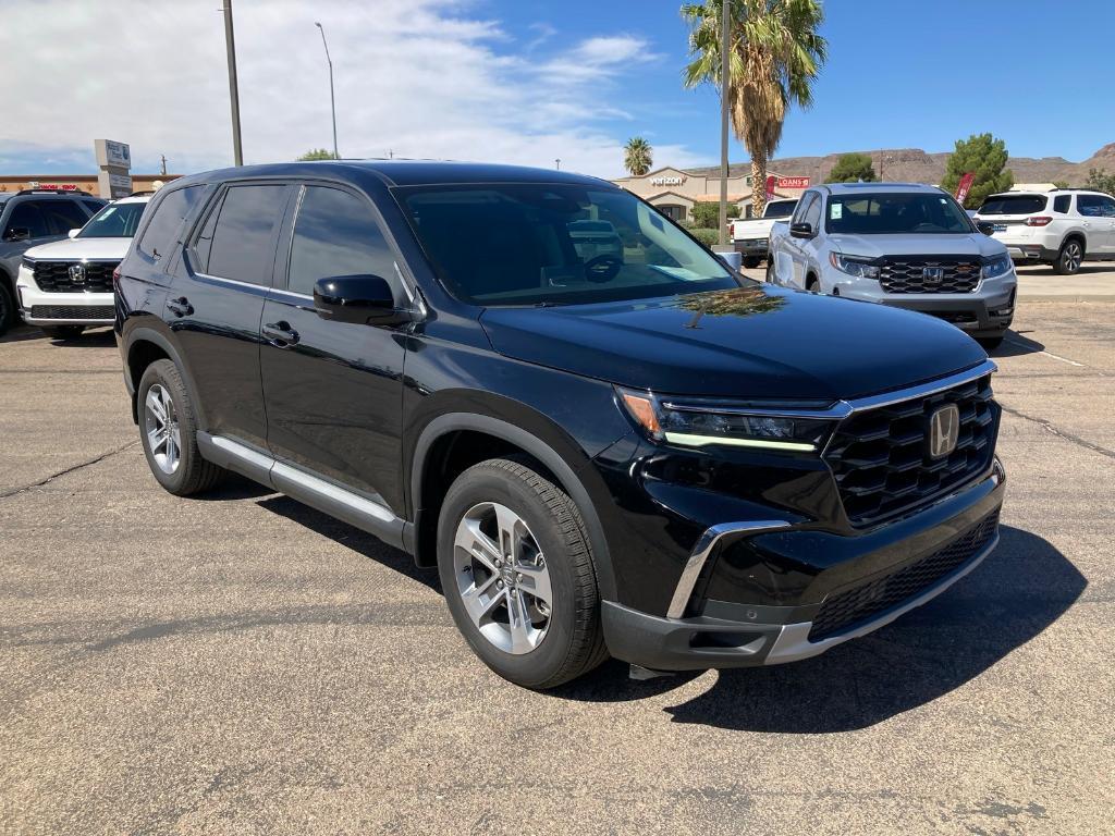 used 2025 Honda Pilot car, priced at $40,673