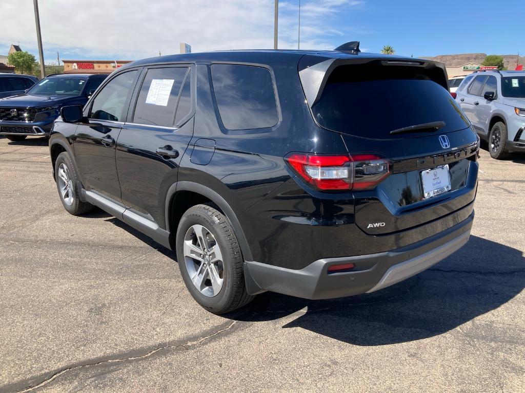 used 2025 Honda Pilot car, priced at $40,673