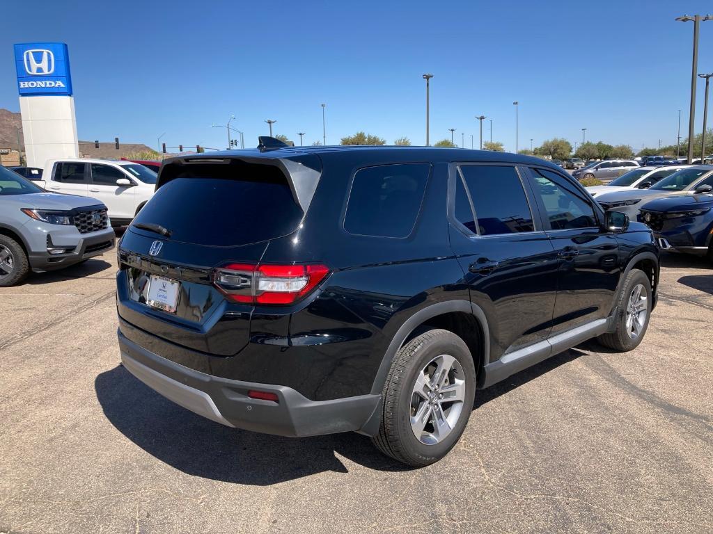 used 2025 Honda Pilot car, priced at $40,673