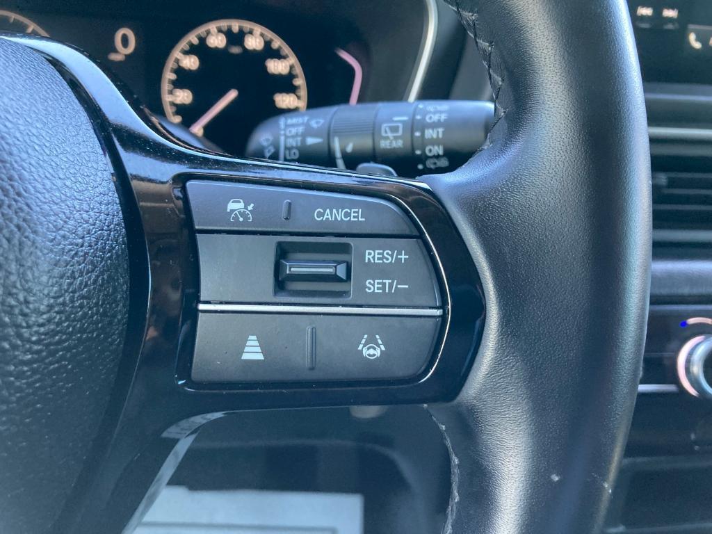 used 2025 Honda Pilot car, priced at $40,673