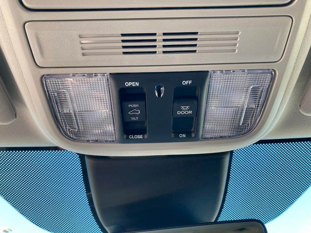 new 2026 Honda Odyssey car, priced at $45,250