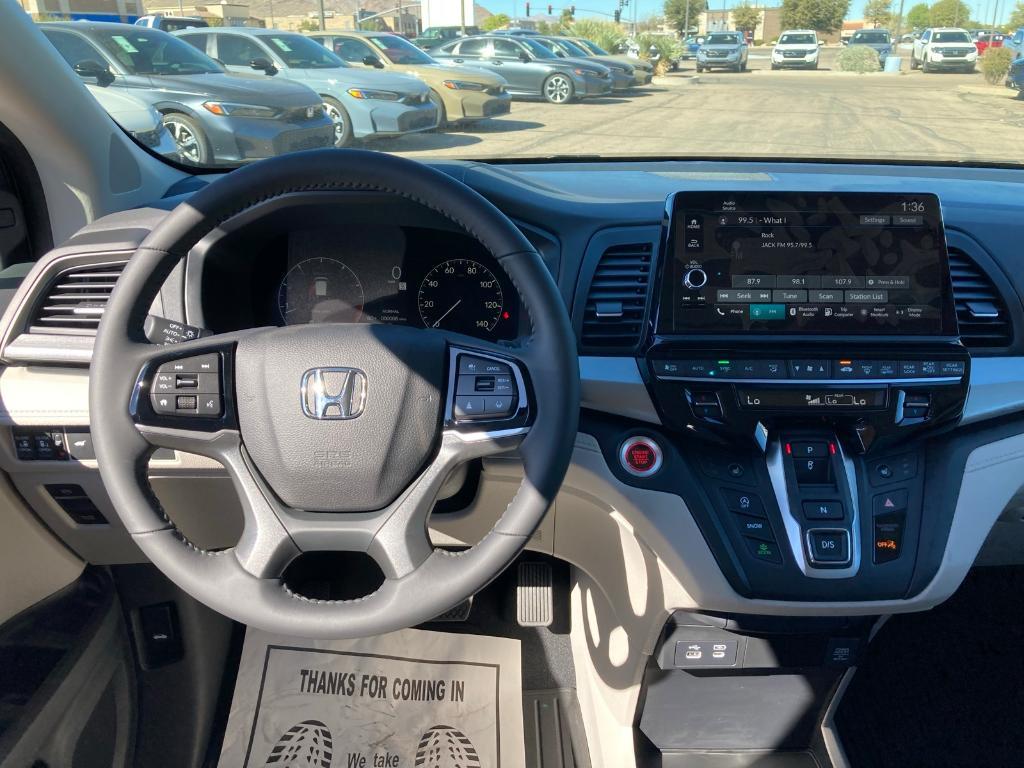 new 2026 Honda Odyssey car, priced at $45,250