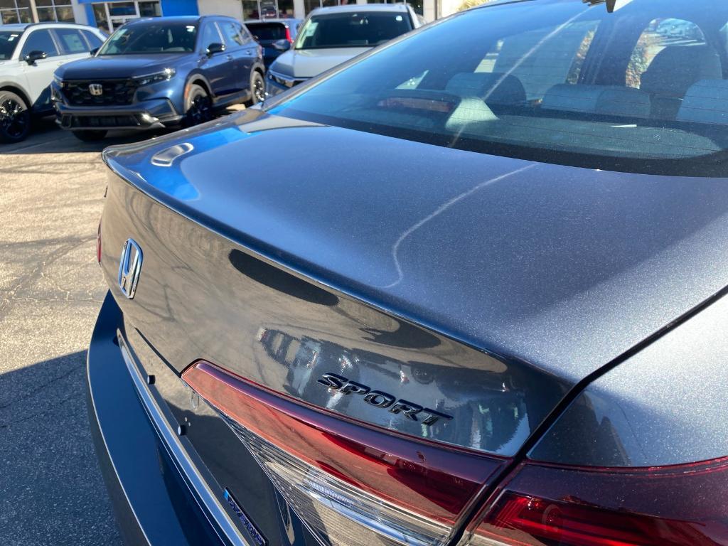 new 2026 Honda Civic Hybrid car, priced at $30,490