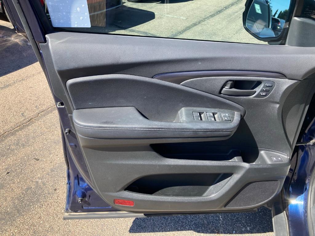 used 2023 Honda Passport car, priced at $31,399
