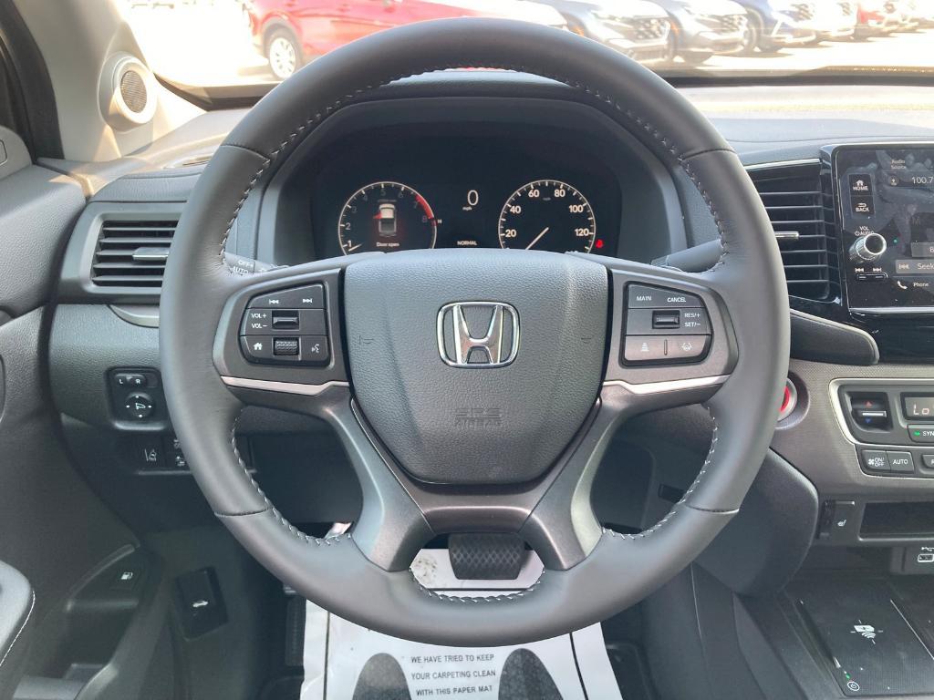new 2025 Honda Ridgeline car, priced at $42,582