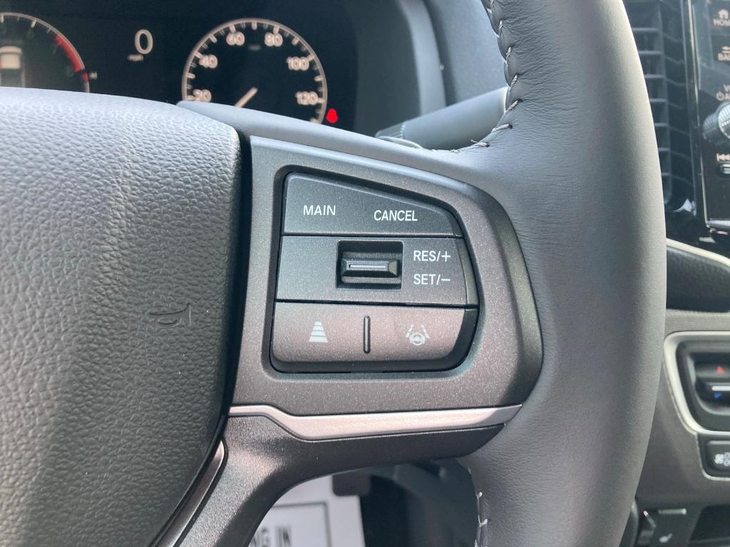new 2025 Honda Ridgeline car, priced at $42,582