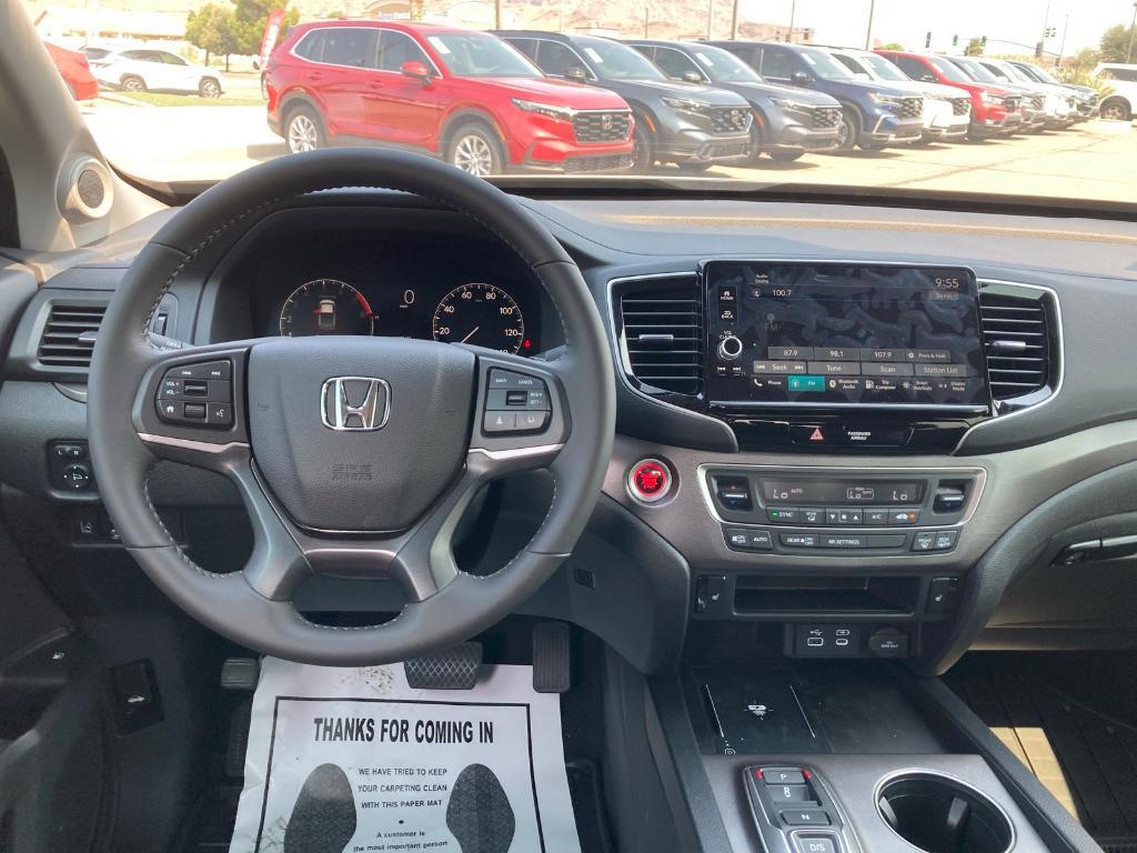new 2025 Honda Ridgeline car, priced at $42,582
