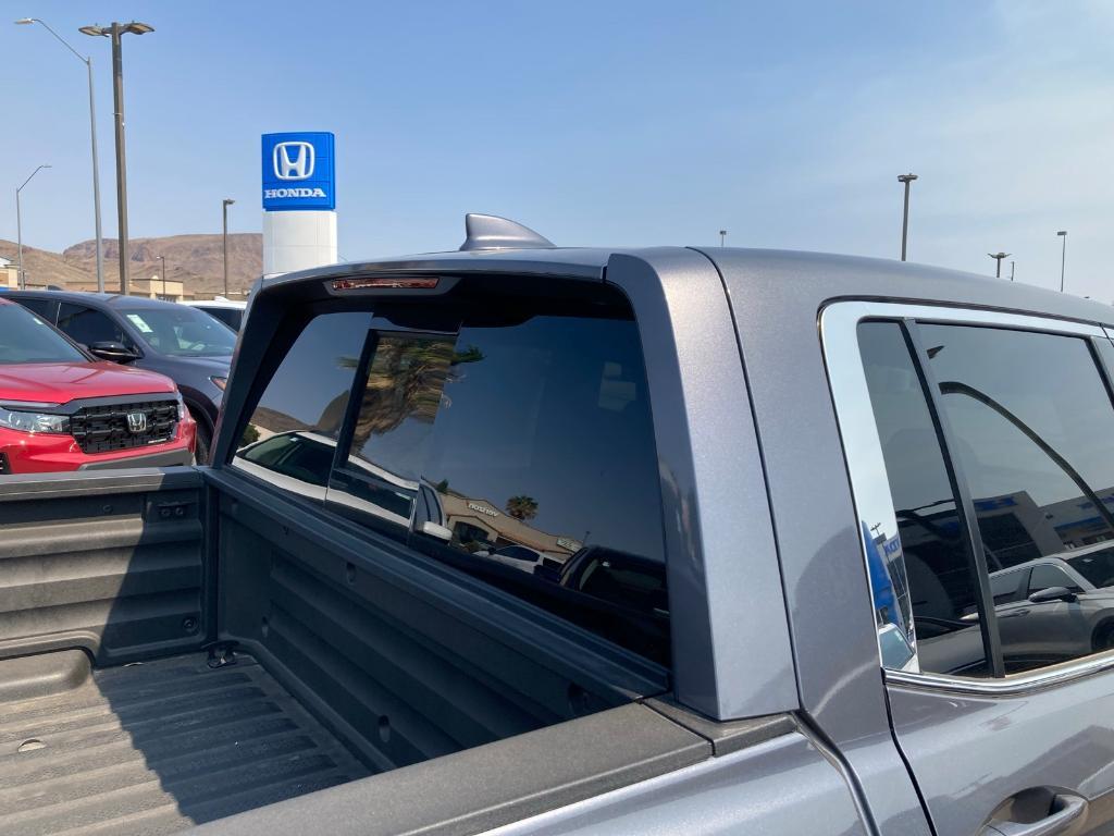new 2025 Honda Ridgeline car, priced at $42,582