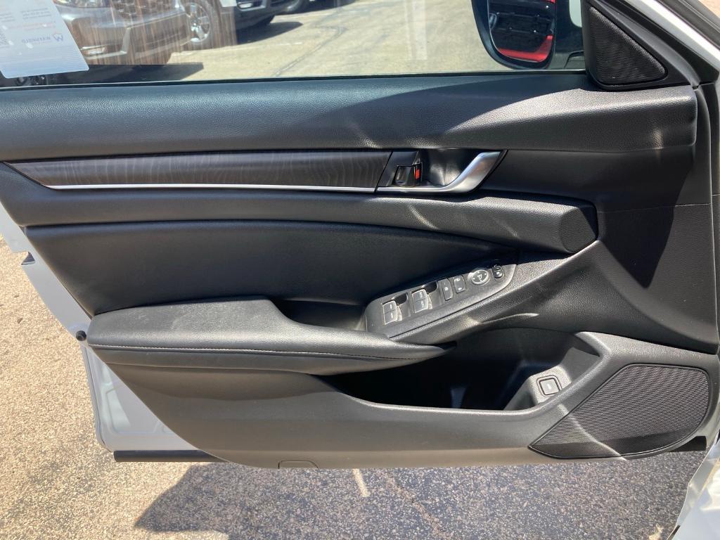 used 2021 Honda Accord Hybrid car, priced at $21,637