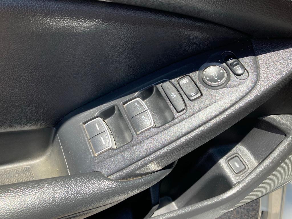 used 2021 Honda Accord Hybrid car, priced at $21,637