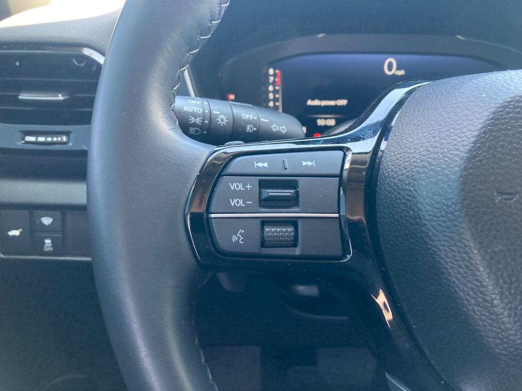used 2025 Honda Pilot car, priced at $47,876