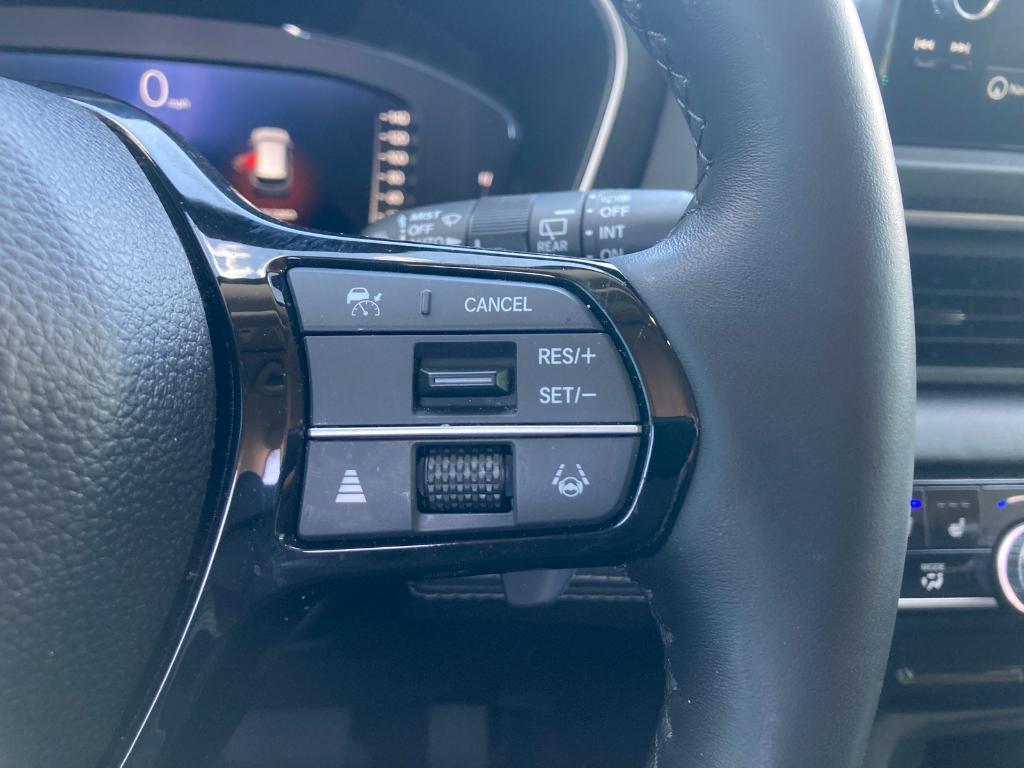 used 2025 Honda Pilot car, priced at $47,876