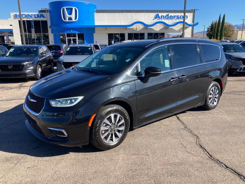 used 2021 Chrysler Pacifica Hybrid car, priced at $20,993