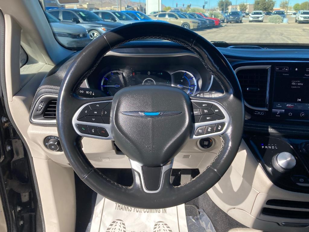 used 2021 Chrysler Pacifica Hybrid car, priced at $20,993