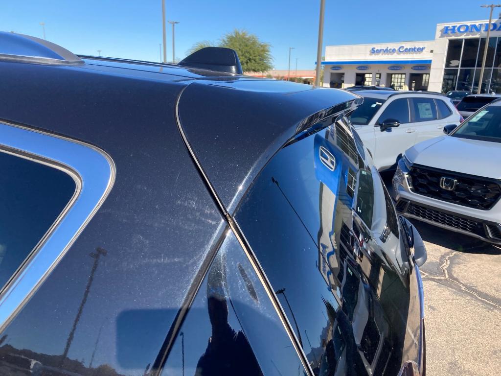 used 2021 Chrysler Pacifica Hybrid car, priced at $20,993