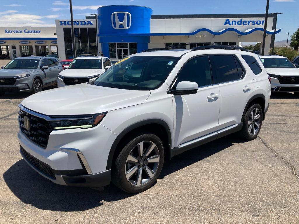 used 2025 Honda Pilot car, priced at $47,943