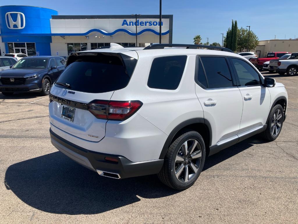 new 2025 Honda Pilot car, priced at $50,800