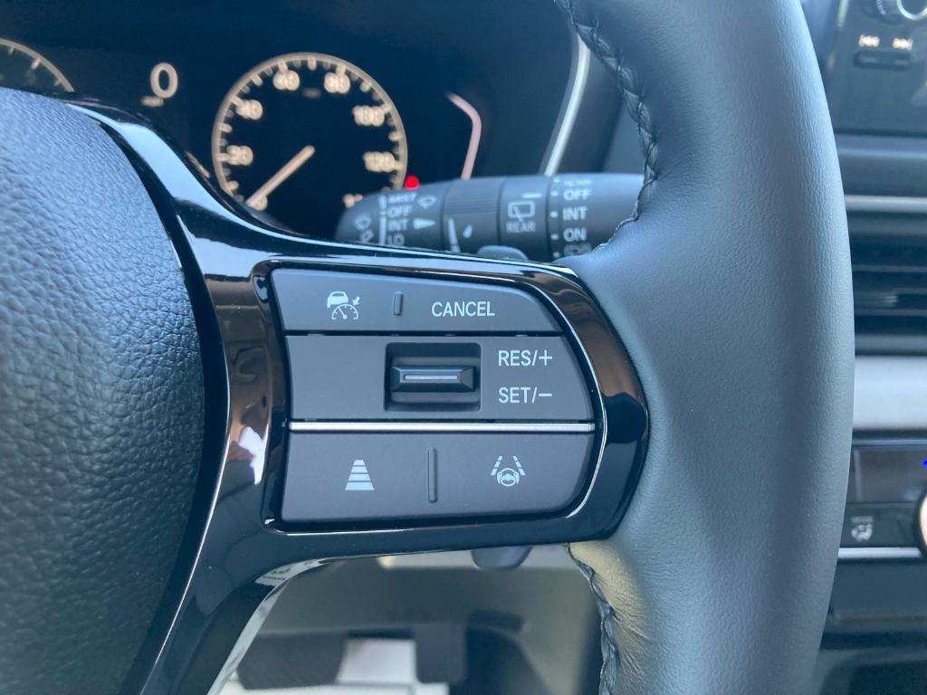 new 2025 Honda Pilot car, priced at $50,800