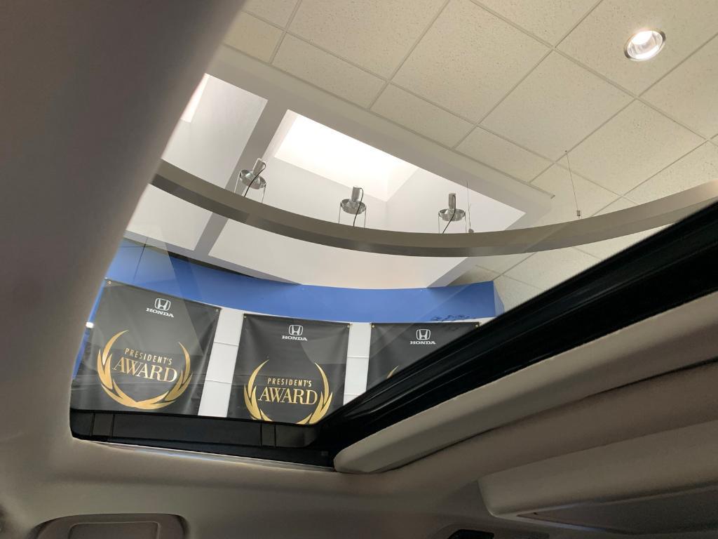 new 2026 Honda Odyssey car, priced at $48,990