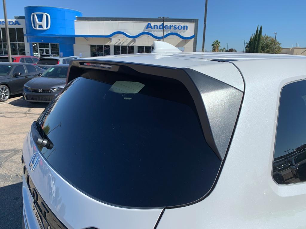 new 2025 Honda Pilot car, priced at $45,300