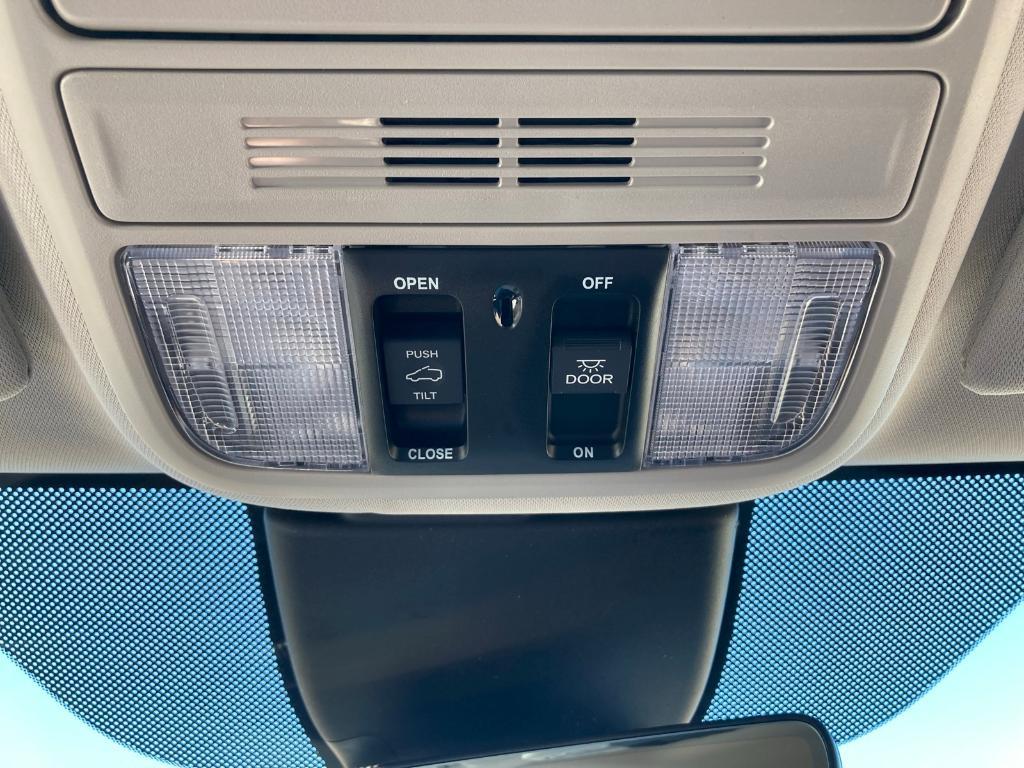 new 2026 Honda Odyssey car, priced at $44,745