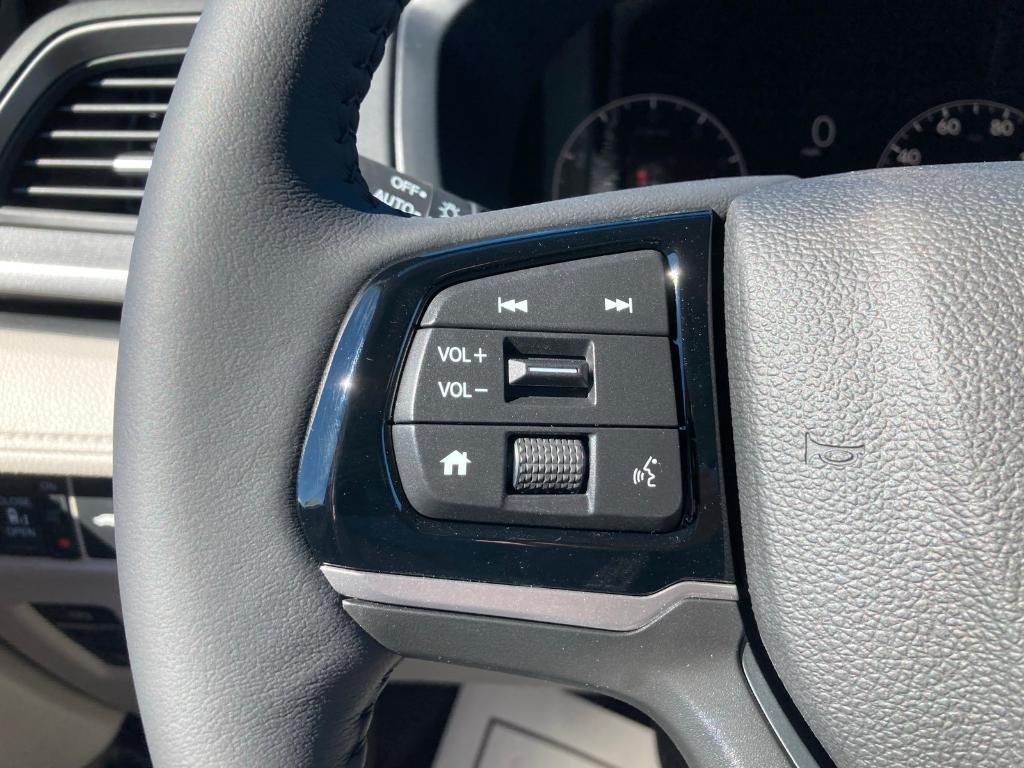 new 2026 Honda Odyssey car, priced at $44,745