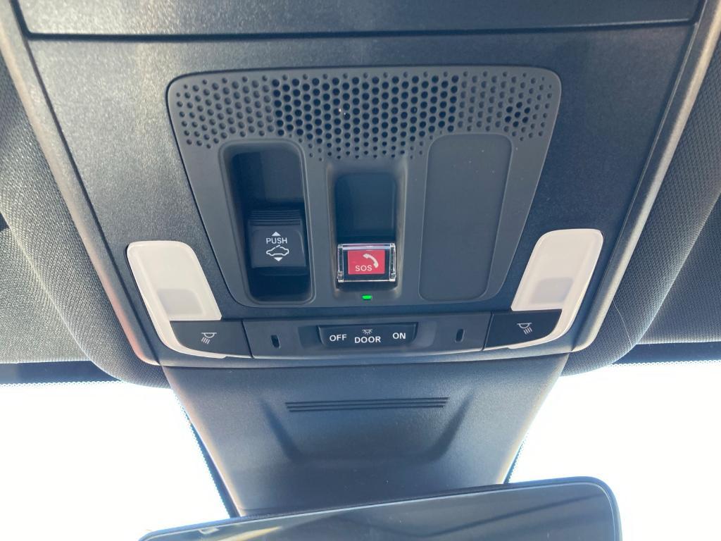 new 2026 Honda CR-V Hybrid car, priced at $41,675